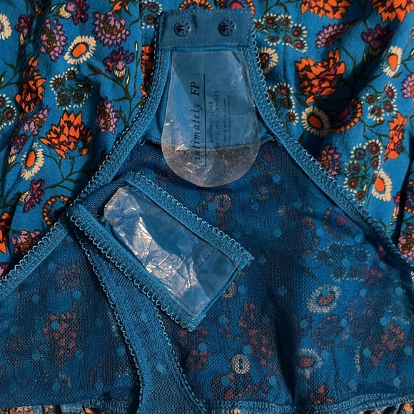 Free People - Picture 5 of 5